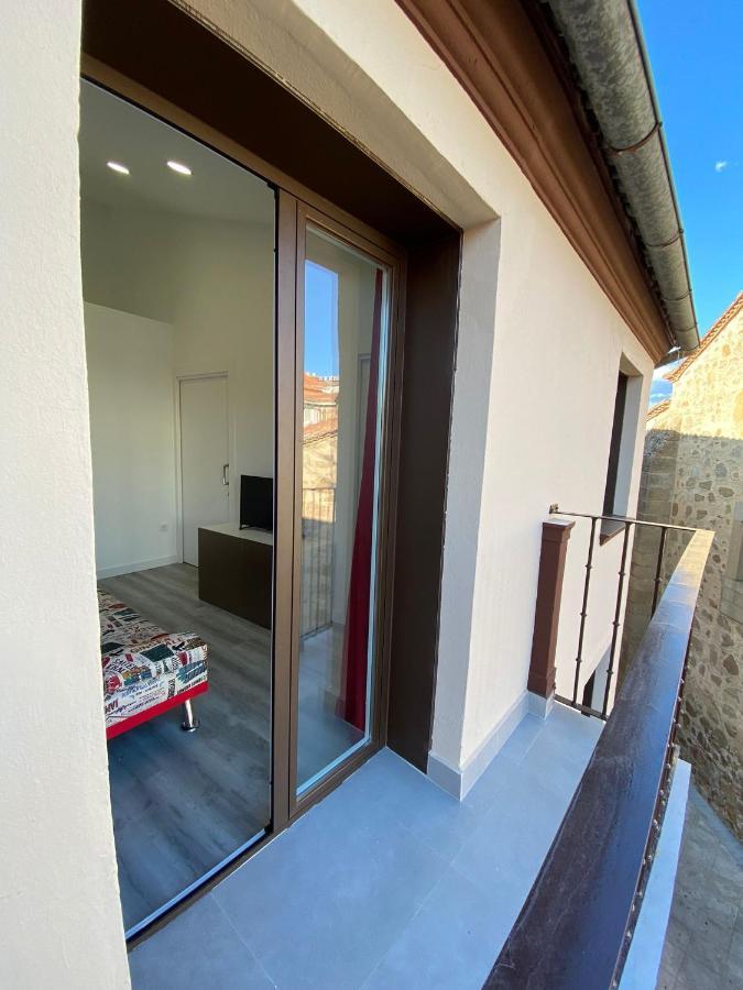 Apartamentos San Martin Plasencia Eksteriør billede